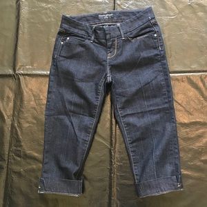 NWOT Banana Republic dark wash cuff capris shorts